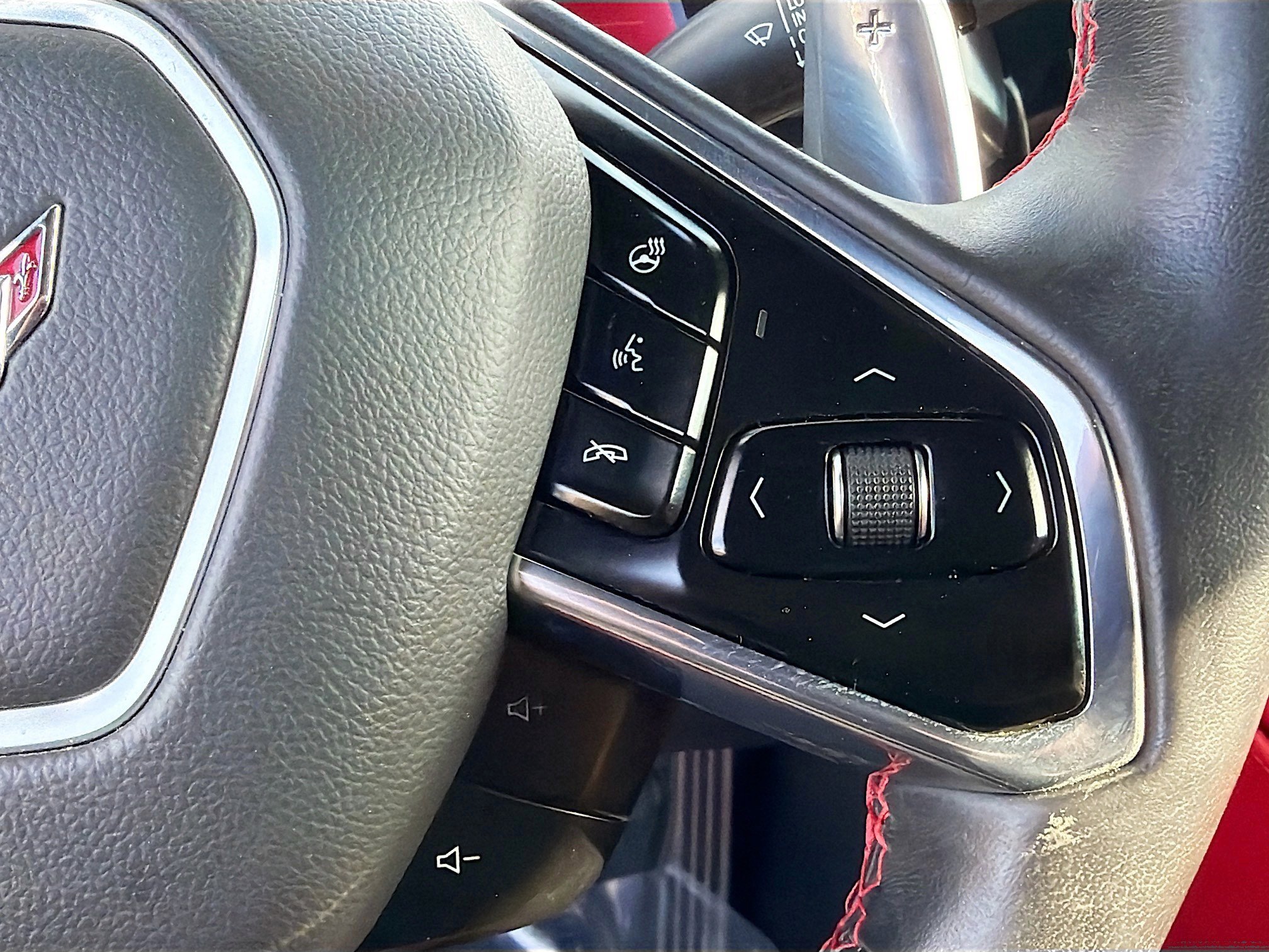 Used 2022 Chevrolet Corvette Stingray Preferred Conv w/ 2LT image 33