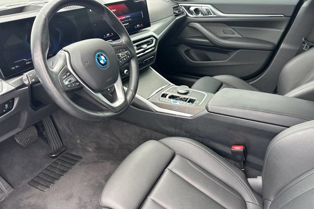 Used 2023 BMW i4 eDrive35 w/ Premium Package RWD image 11