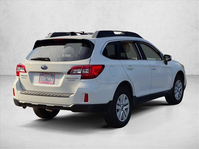 Used 2016 Subaru Outback 2.5i Premium w/ Popular Package #2 AWD/4WD image 5