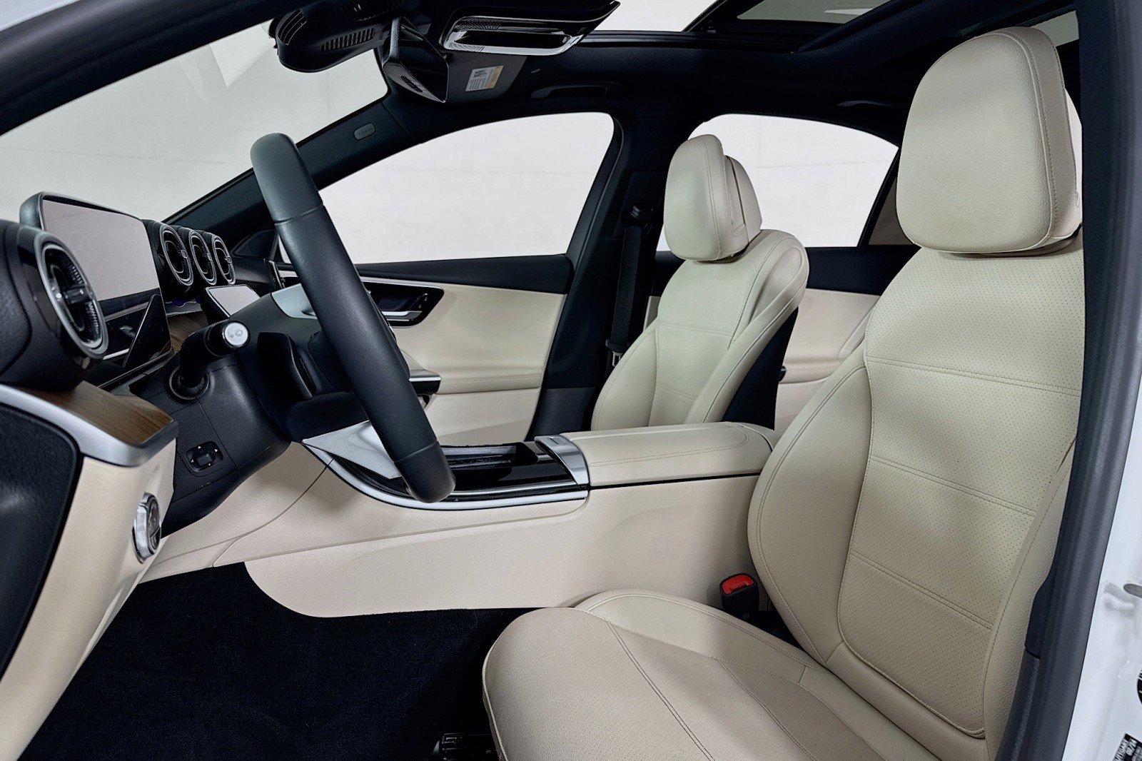 Certified 2024 Mercedes-Benz C 300 Sedan image 18