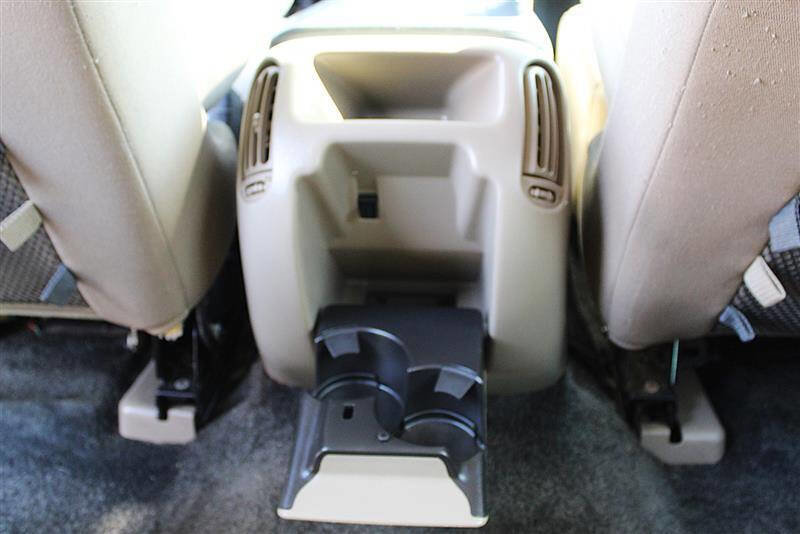 Used 2002 Chevrolet Avalanche 4x4 w/ Off-Road Suspension Pkg image 23