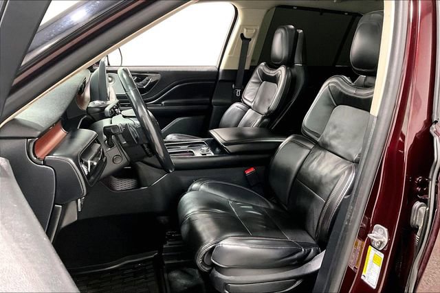 Used 2020 Lincoln Aviator Reserve w/ Equipment Group 201A image 22