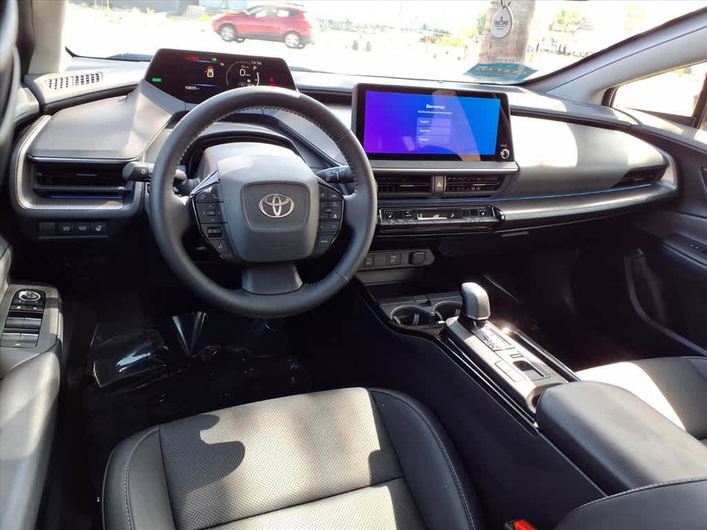 Used 2024 Toyota Prius XLE image 9