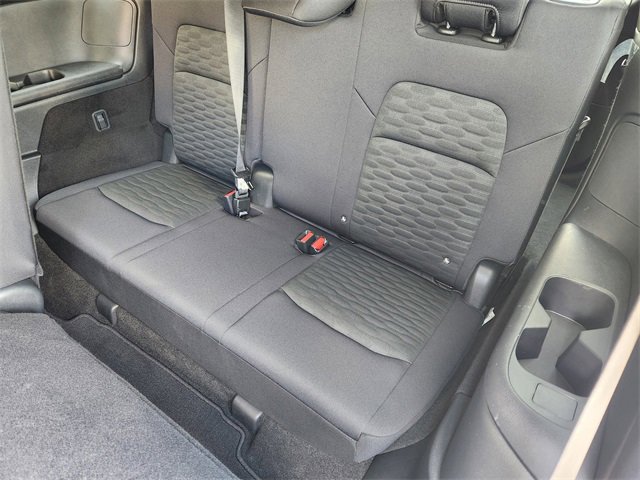 Used 2025 Nissan Pathfinder S FWD image 30