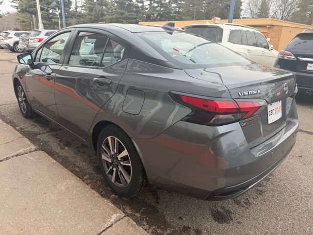 Used 2023 Nissan Versa SV image 5