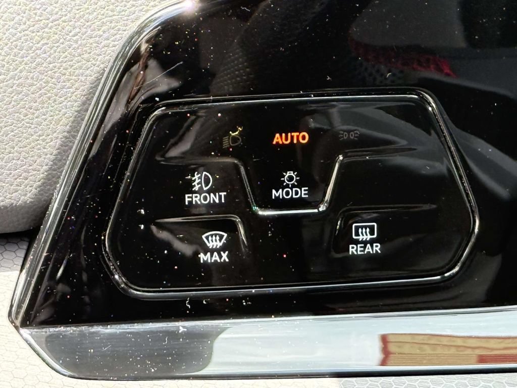 Used 2024 Volkswagen GTI S FWD image 25