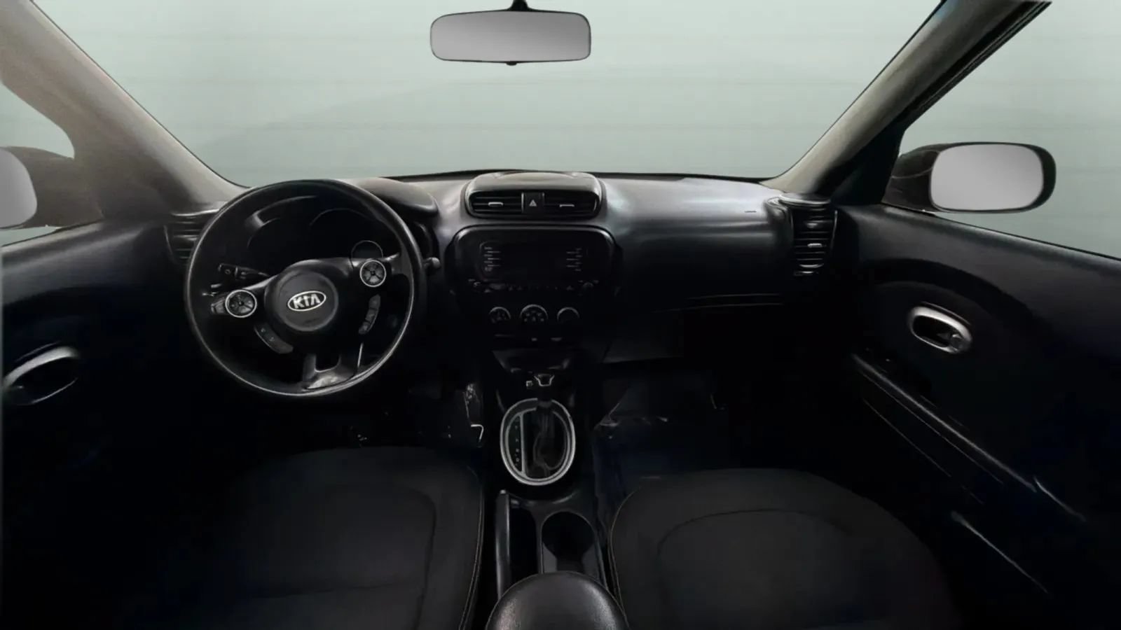 Used 2015 Kia Soul + FWD image 10