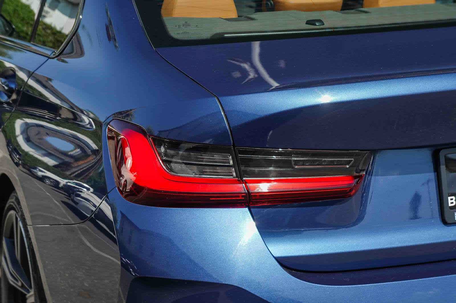 Used 2023 BMW 330i Sedan w/ Premium Package RWD image 7