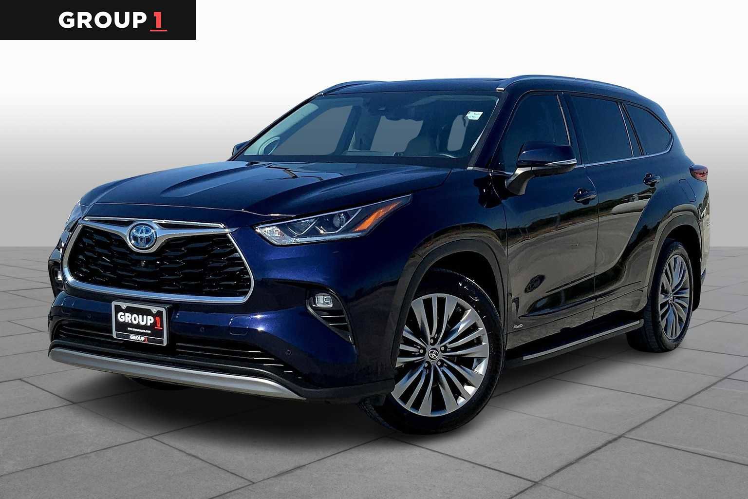 Certified 2022 Toyota Highlander Platinum