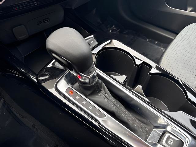 Used 2025 Chevrolet Trax LT image 22