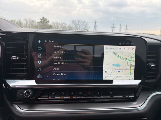 Used 2025 Chevrolet Silverado 1500 High Country w/ Technology Package image 7