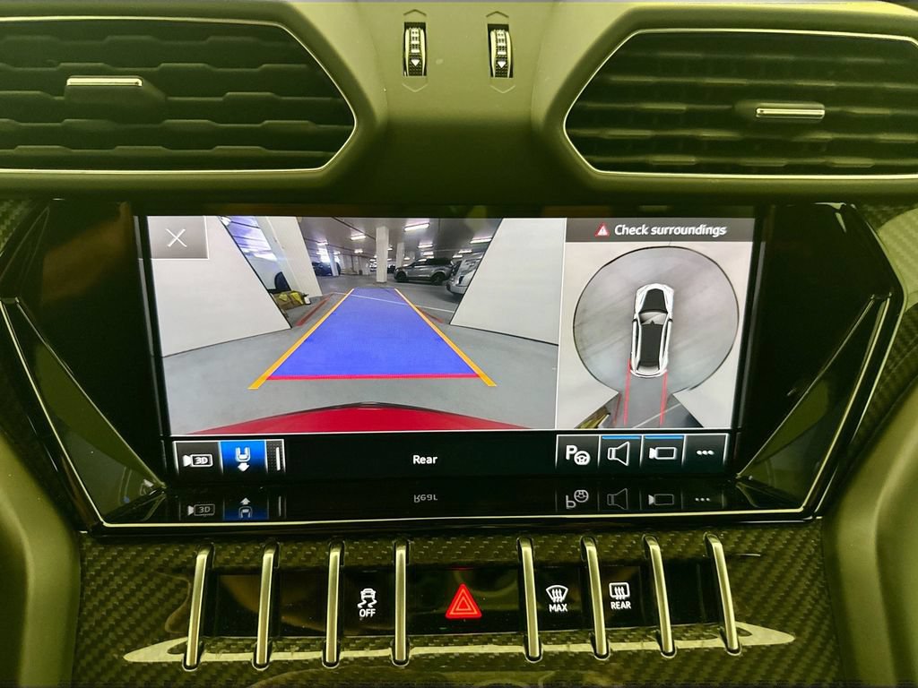 Used 2023 Lamborghini Urus Performante AWD/4WD image 14
