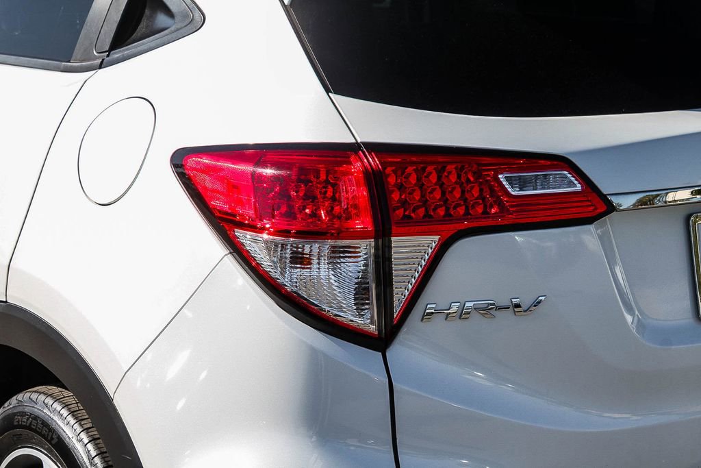 Used 2021 Honda HR-V EX image 11