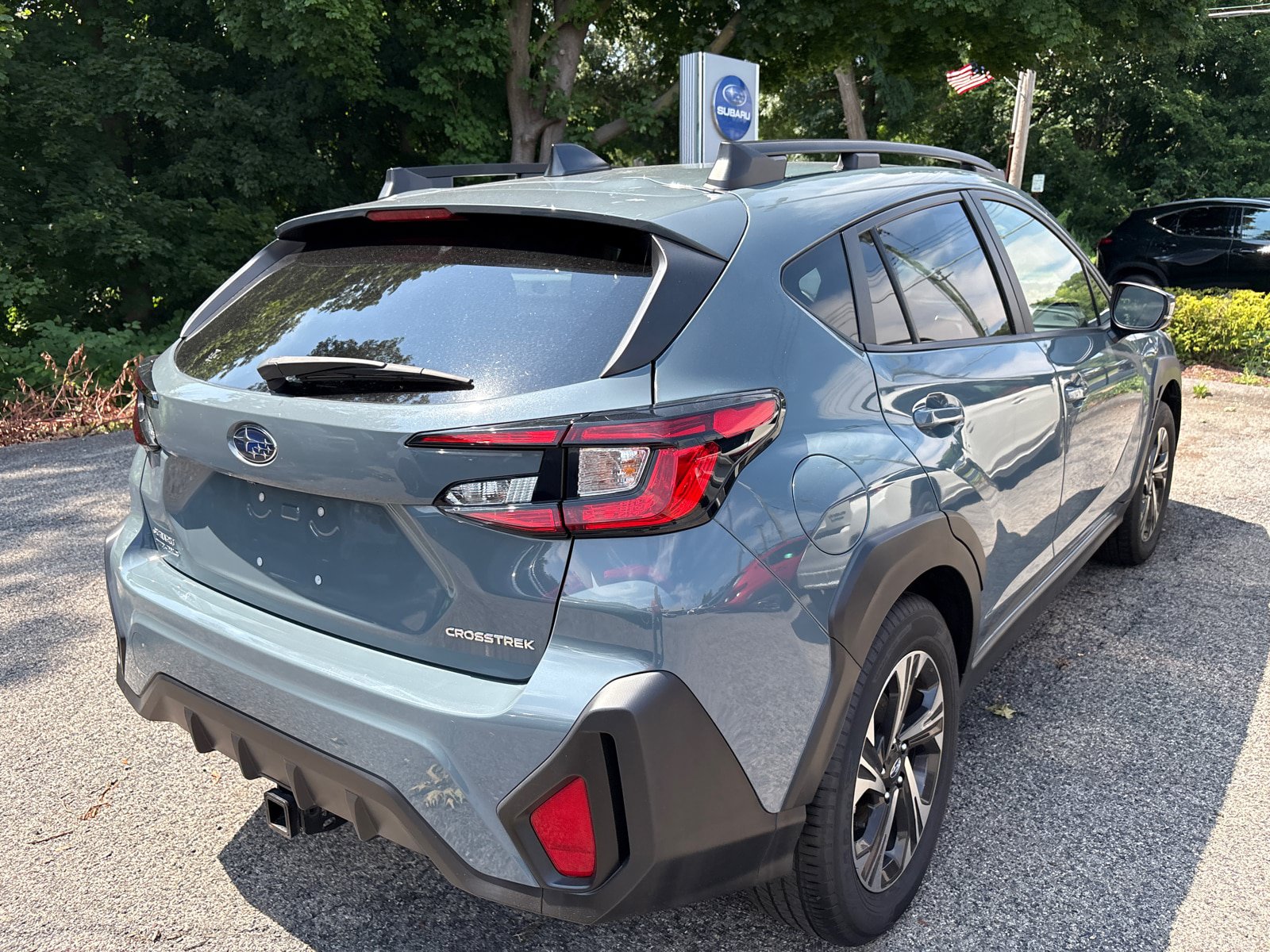 Used 2024 Subaru Crosstrek 2.0i Premium AWD/4WD image 9