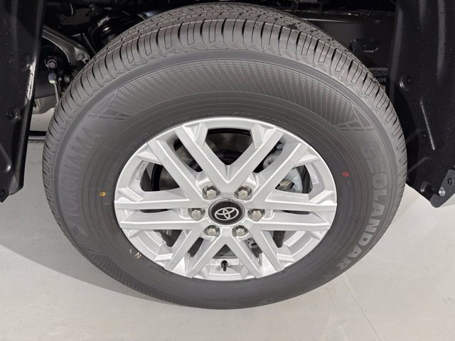 New 2026 Toyota Tundra SR5 w/ SR5 Premium Package RWD image 6