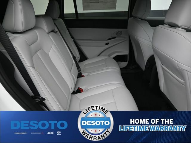New 2026 Jeep Cherokee Limited image 14