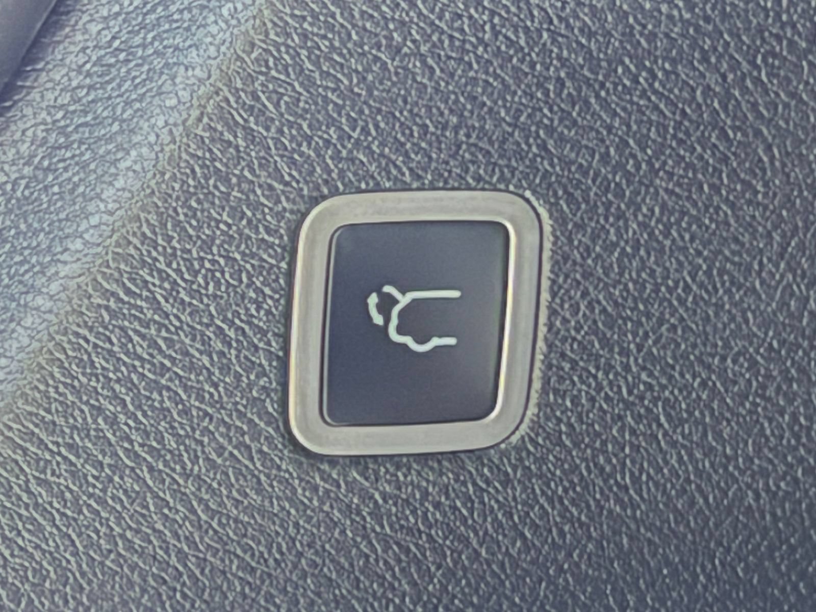 Used 2025 Chrysler Pacifica Select FWD image 22