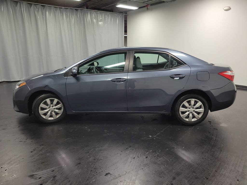 Used 2014 Toyota Corolla LE FWD image 5