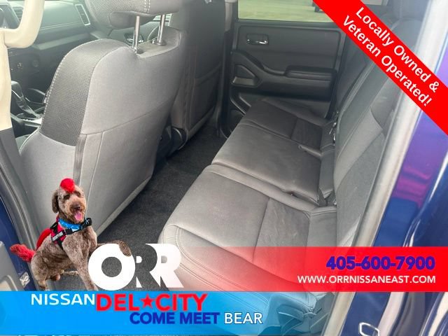 Used 2023 Nissan Frontier SV w/ Tow Package AWD/4WD image 10