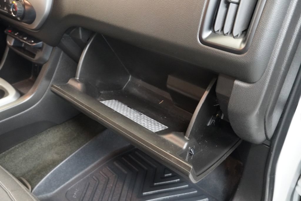 Used 2018 Chevrolet Colorado LT image 29