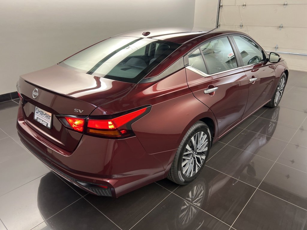 Used 2023 Nissan Altima 2.5 SV image 6