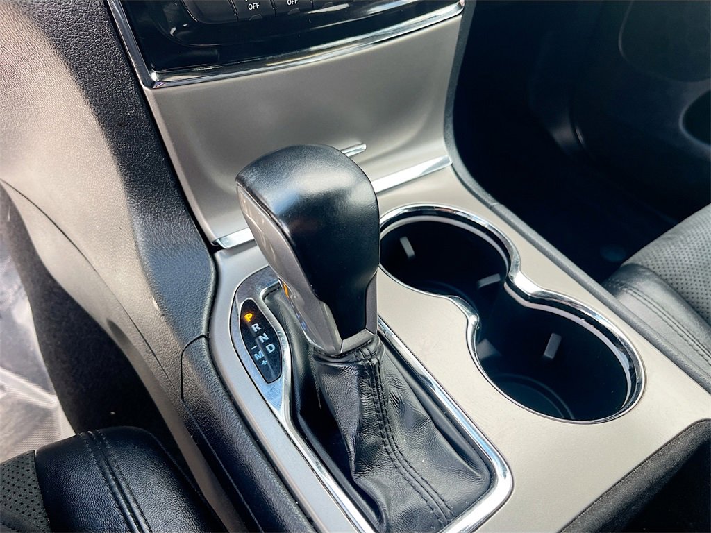 Used 2021 Jeep Grand Cherokee Laredo X image 17