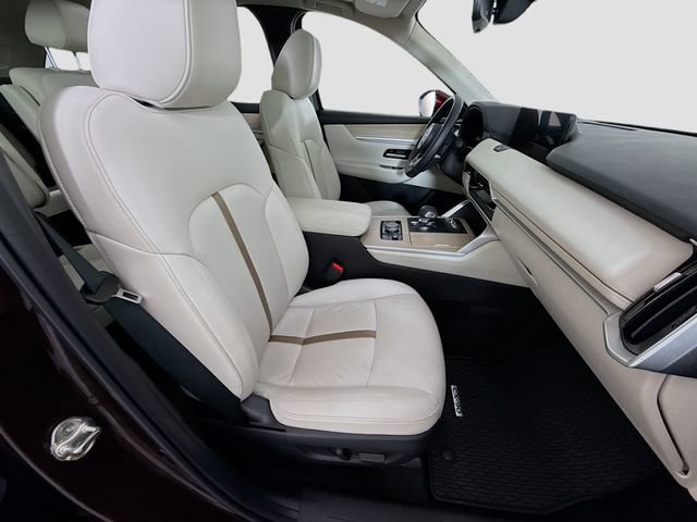 Used 2025 MAZDA CX-90 Plug-In Hybrid w/ Premium Plus AWD/4WD image 28