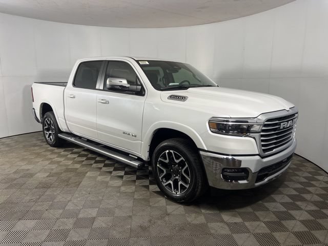 New 2026 RAM 1500 Laramie AWD/4WD image 9