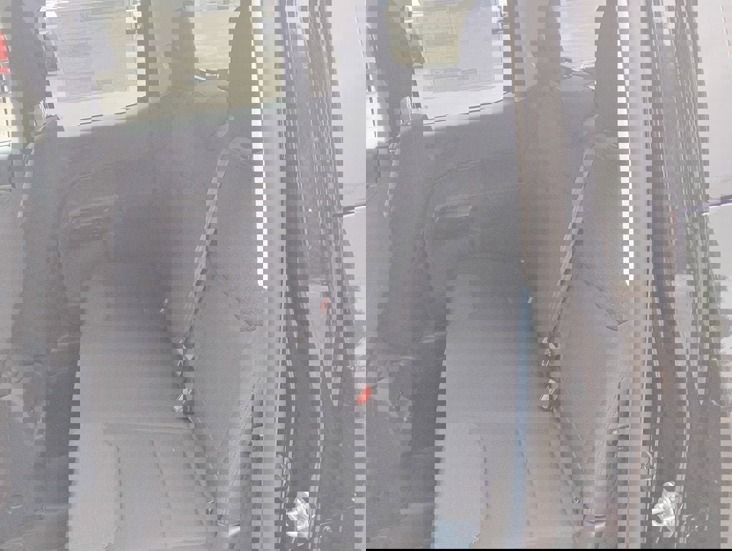 New 2025 Ford Maverick XL image 13