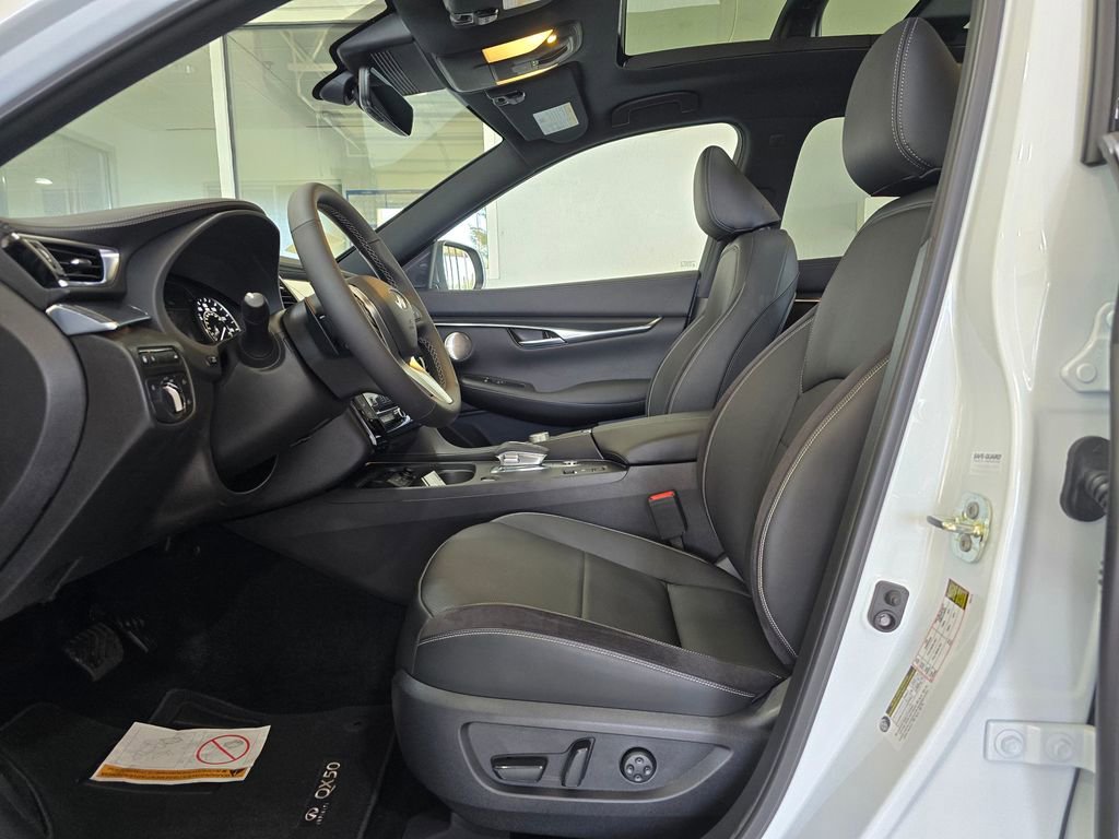 New 2025 INFINITI QX50 Sport image 24