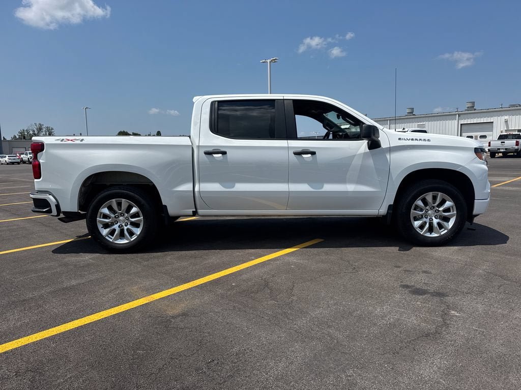 Used 2024 Chevrolet Silverado 1500 Custom AWD/4WD image 7