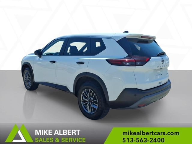 Used 2023 Nissan Rogue S AWD/4WD image 5