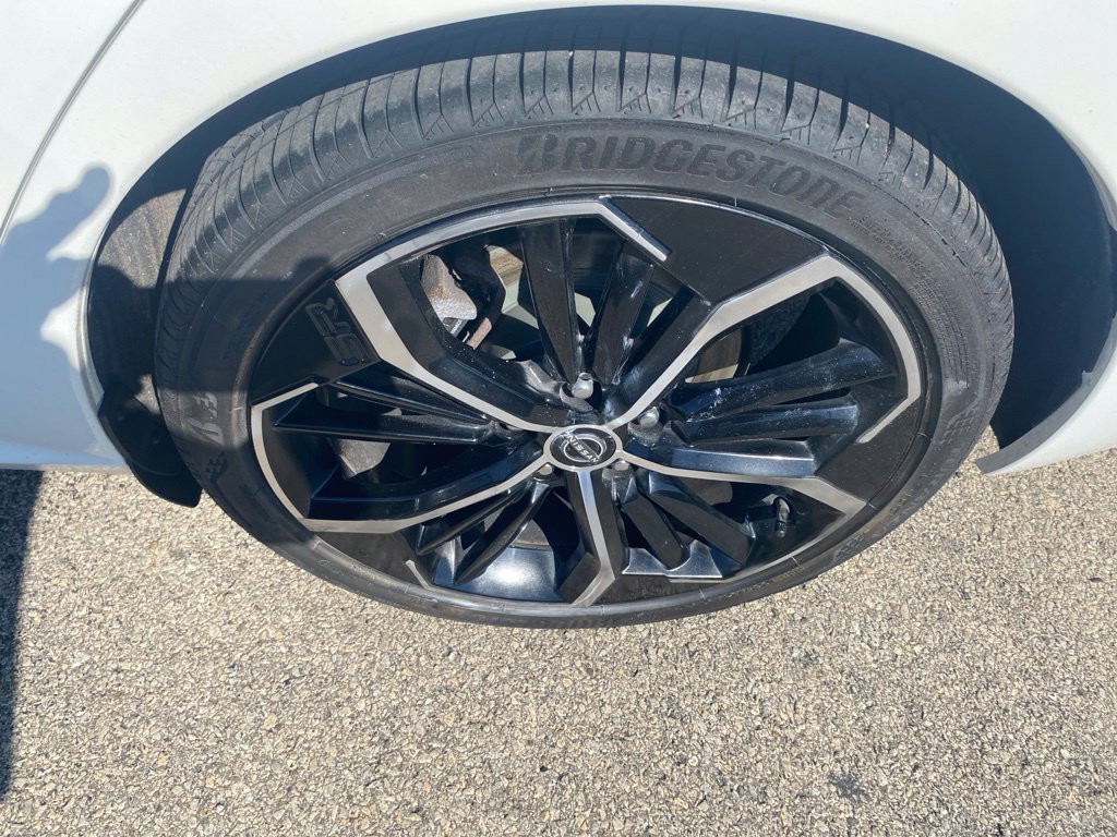 Used 2024 Nissan Altima 2.5 SR FWD image 11