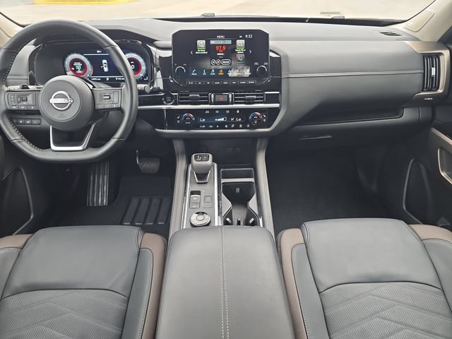 Certified 2025 Nissan Pathfinder Platinum w/ Cargo Package AWD/4WD image 13