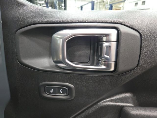 New 2026 Jeep Wrangler Unlimited Rubicon image 25