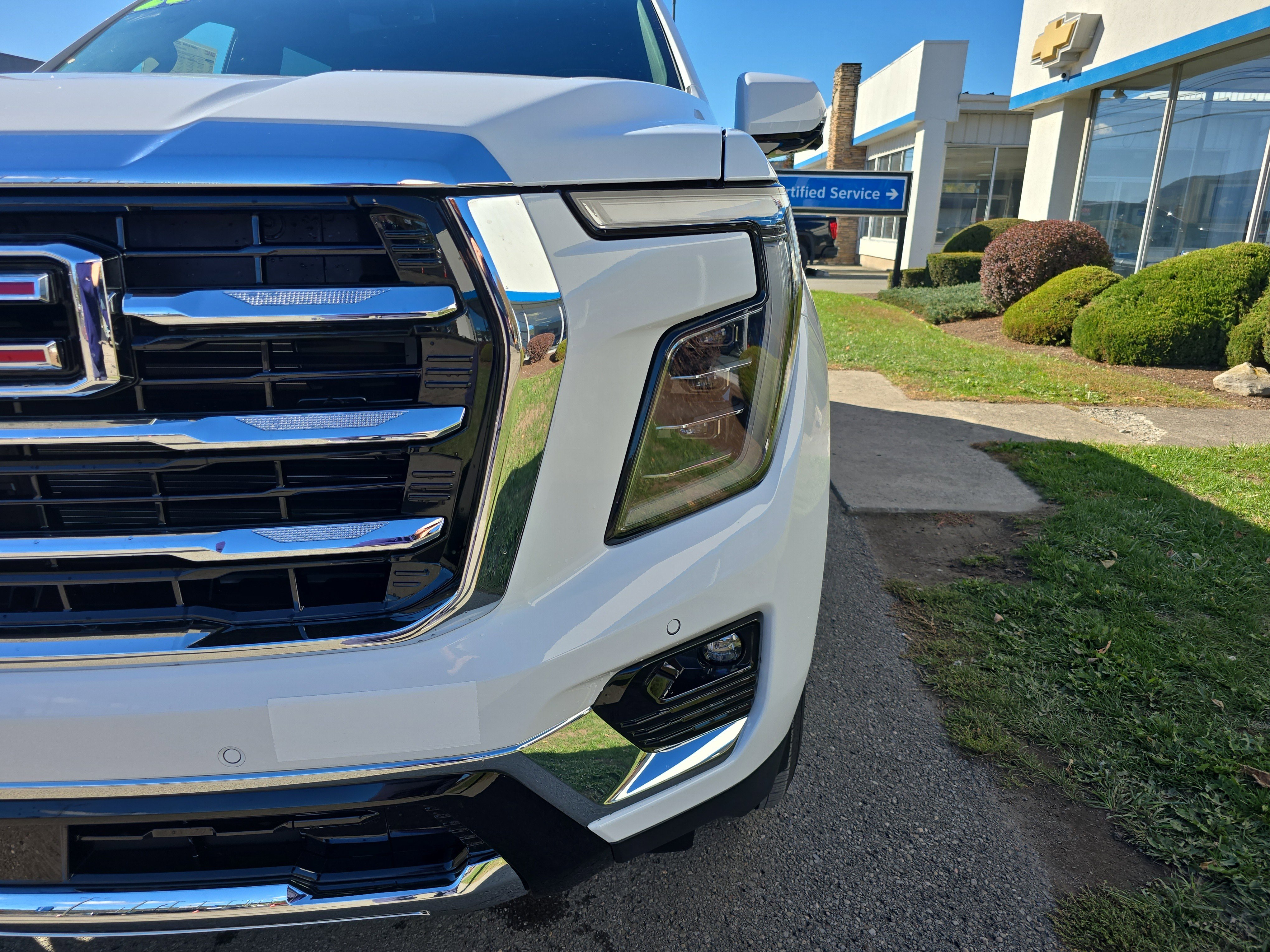 New 2026 GMC Yukon XL Elevation image 10