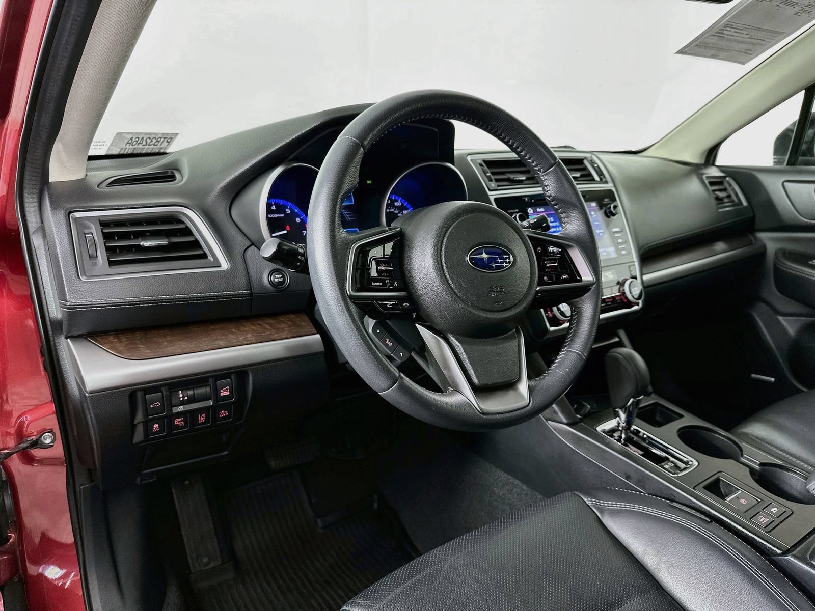 Used 2019 Subaru Outback 3.6R Limited AWD/4WD image 9