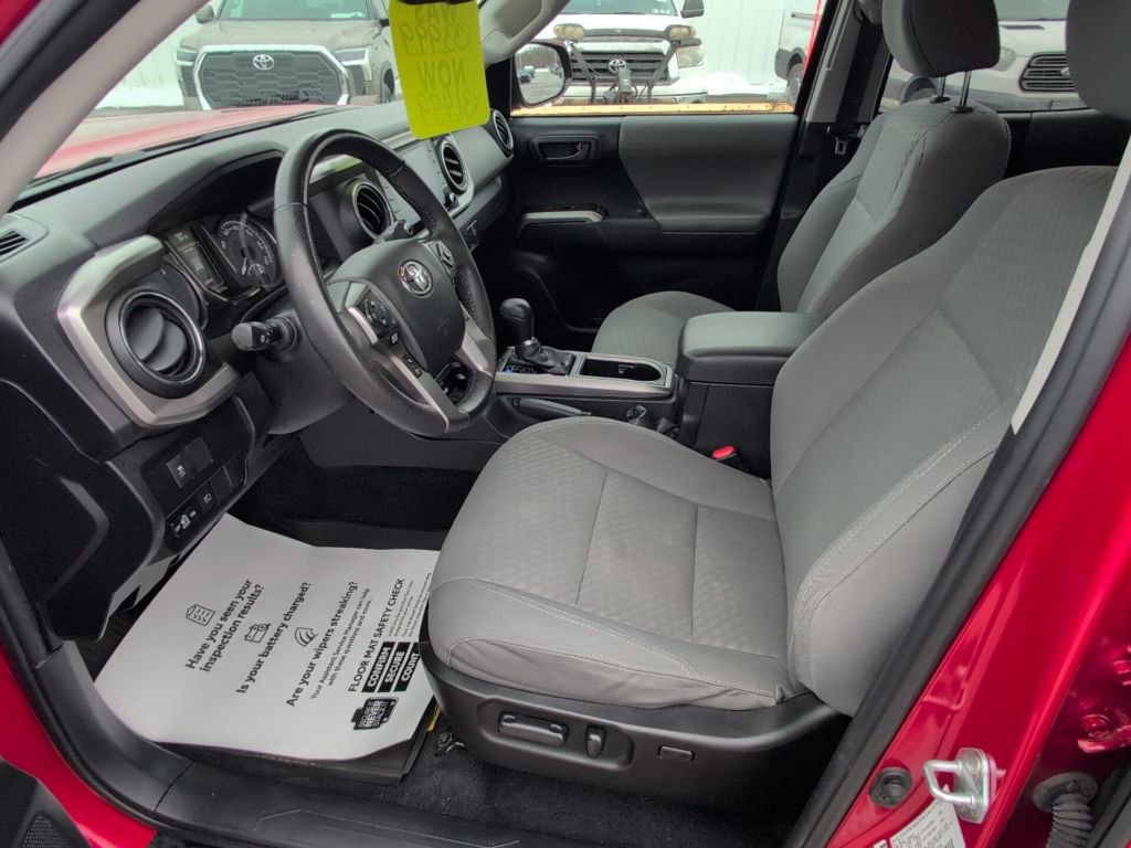 Certified 2021 Toyota Tacoma SR5 image 16