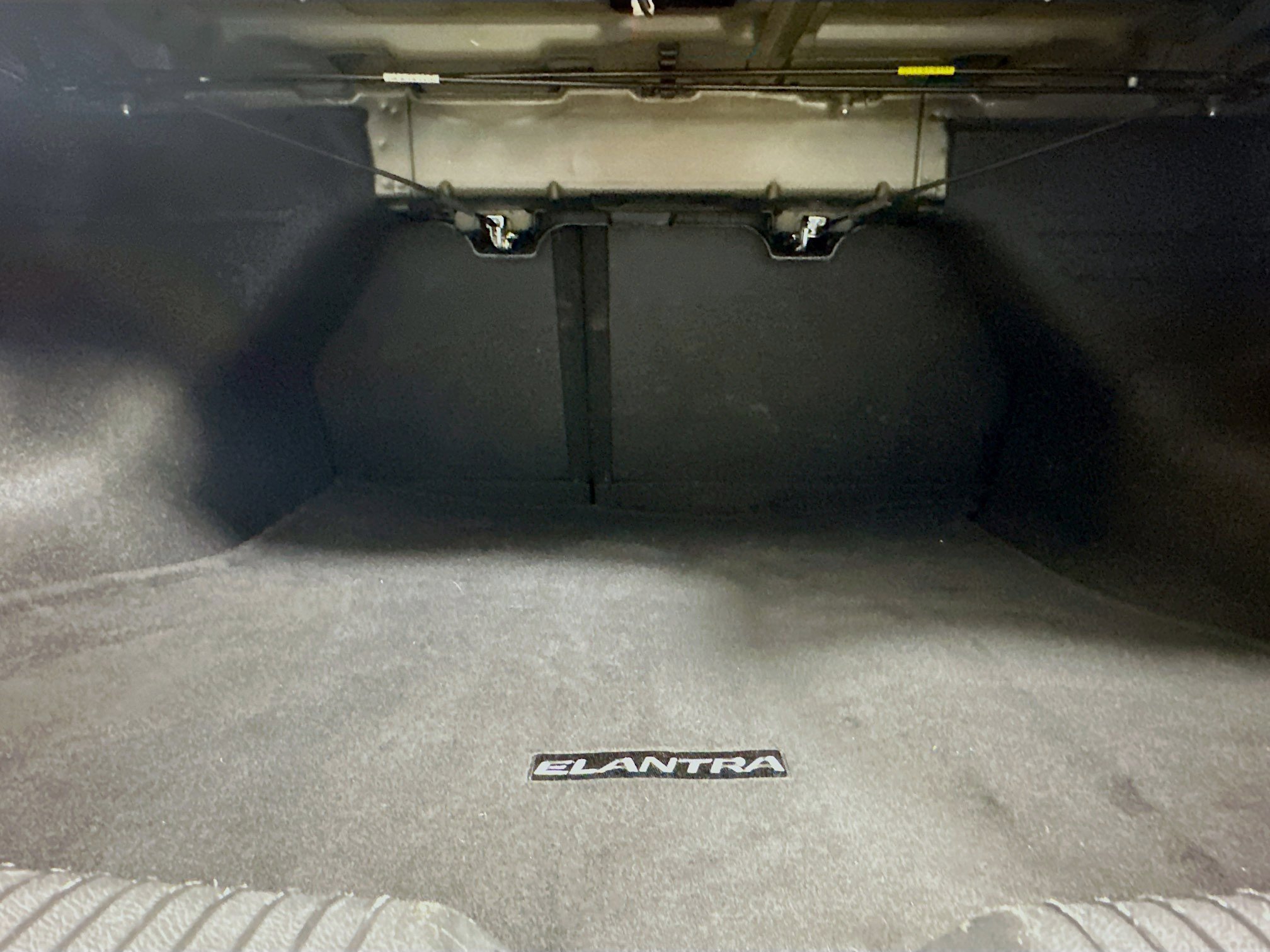 Used 2012 Hyundai Elantra Limited w/ Technology Pkg 5 FWD image 29