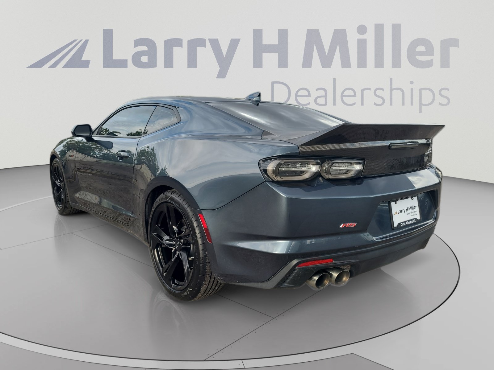 Used 2022 Chevrolet Camaro LT w/ RS Package RWD image 3