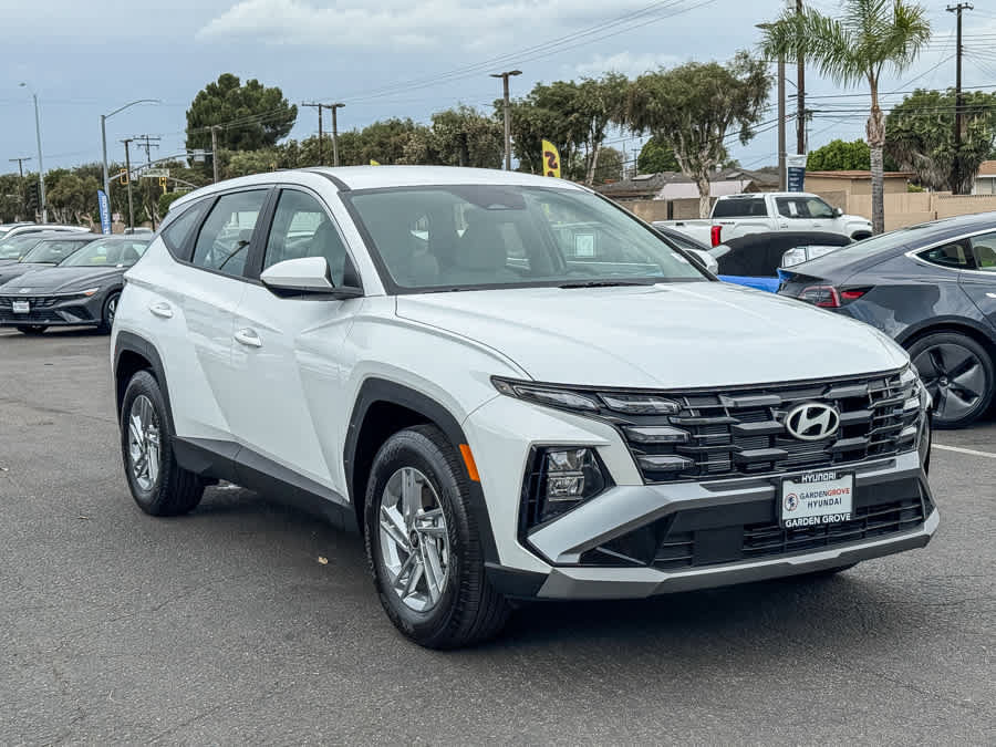 New 2026 Hyundai Tucson SE FWD image 3