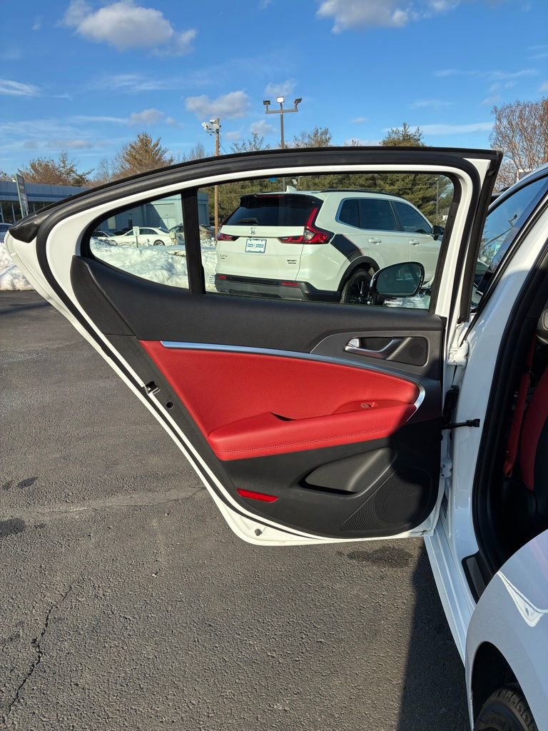 Used 2025 Genesis G70 3.3T Advanced image 46