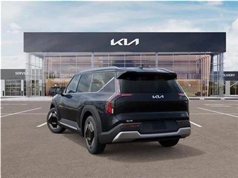 New 2026 Kia EV9 Wind image 31