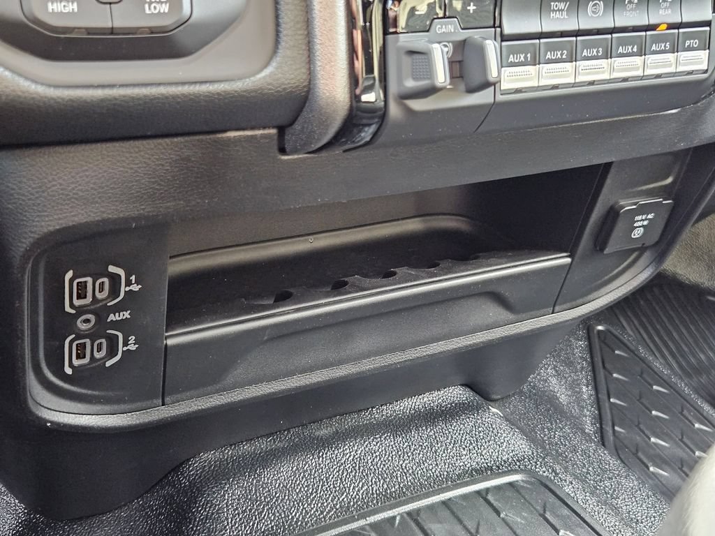 New 2026 RAM 4500 Tradesman AWD/4WD image 25