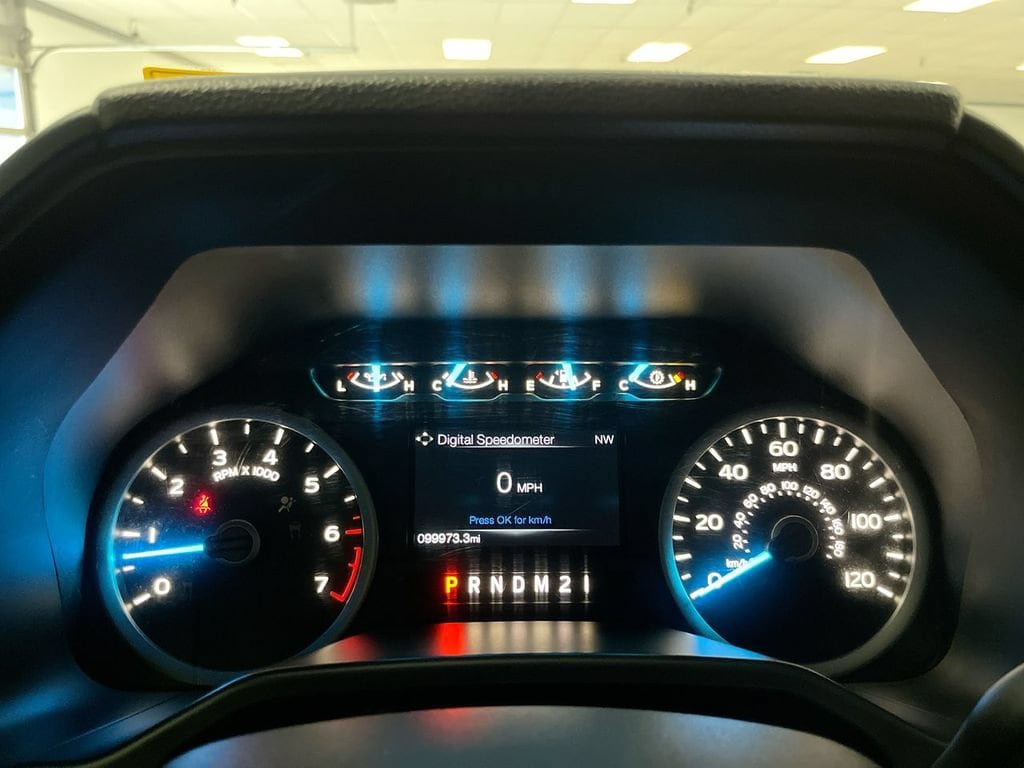 Used 2016 Ford F150 XLT w/ Equipment Group 302A Luxury AWD/4WD image 17