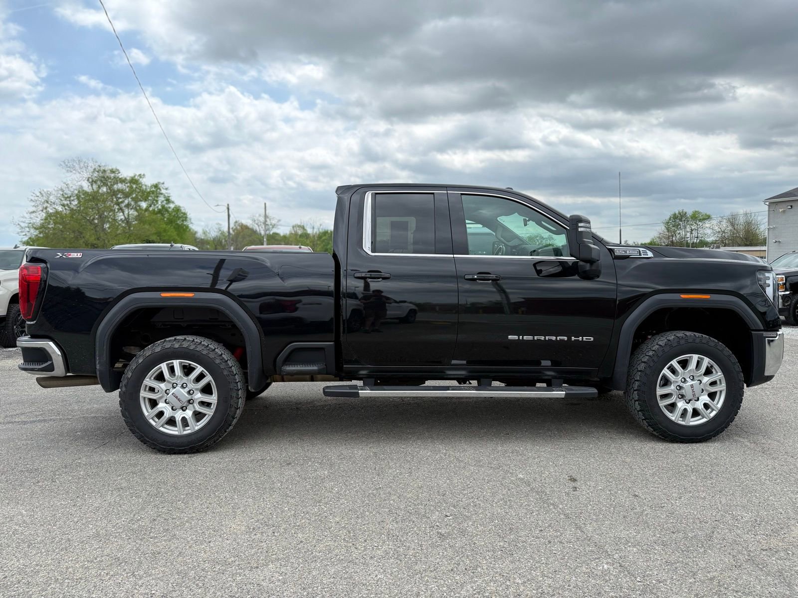 Used 2024 GMC Sierra 2500 SLE AWD/4WD image 7