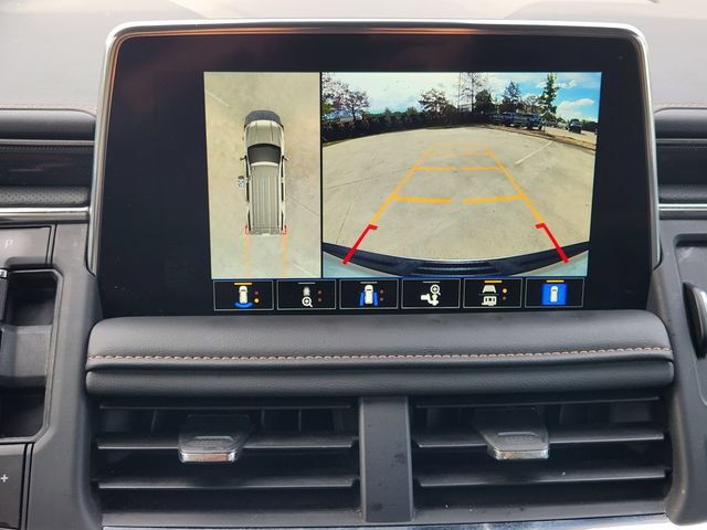 Used 2024 GMC Yukon AT4 w/ Technology Package AWD/4WD image 17
