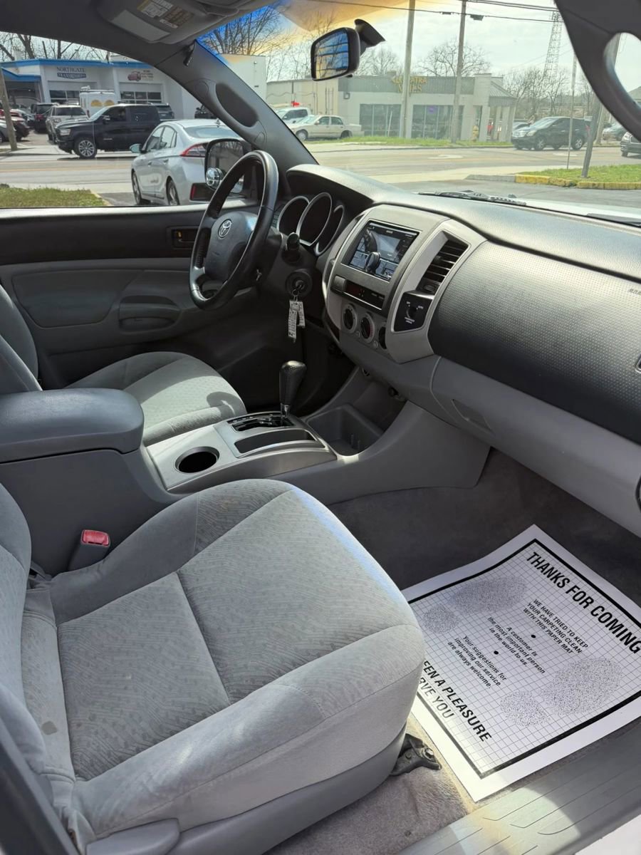 Used 2007 Toyota Tacoma PreRunner RWD image 16