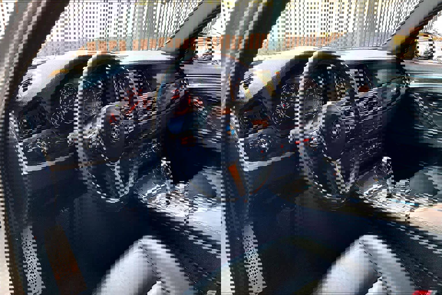 Used 2015 BMW 528i Sedan image 17