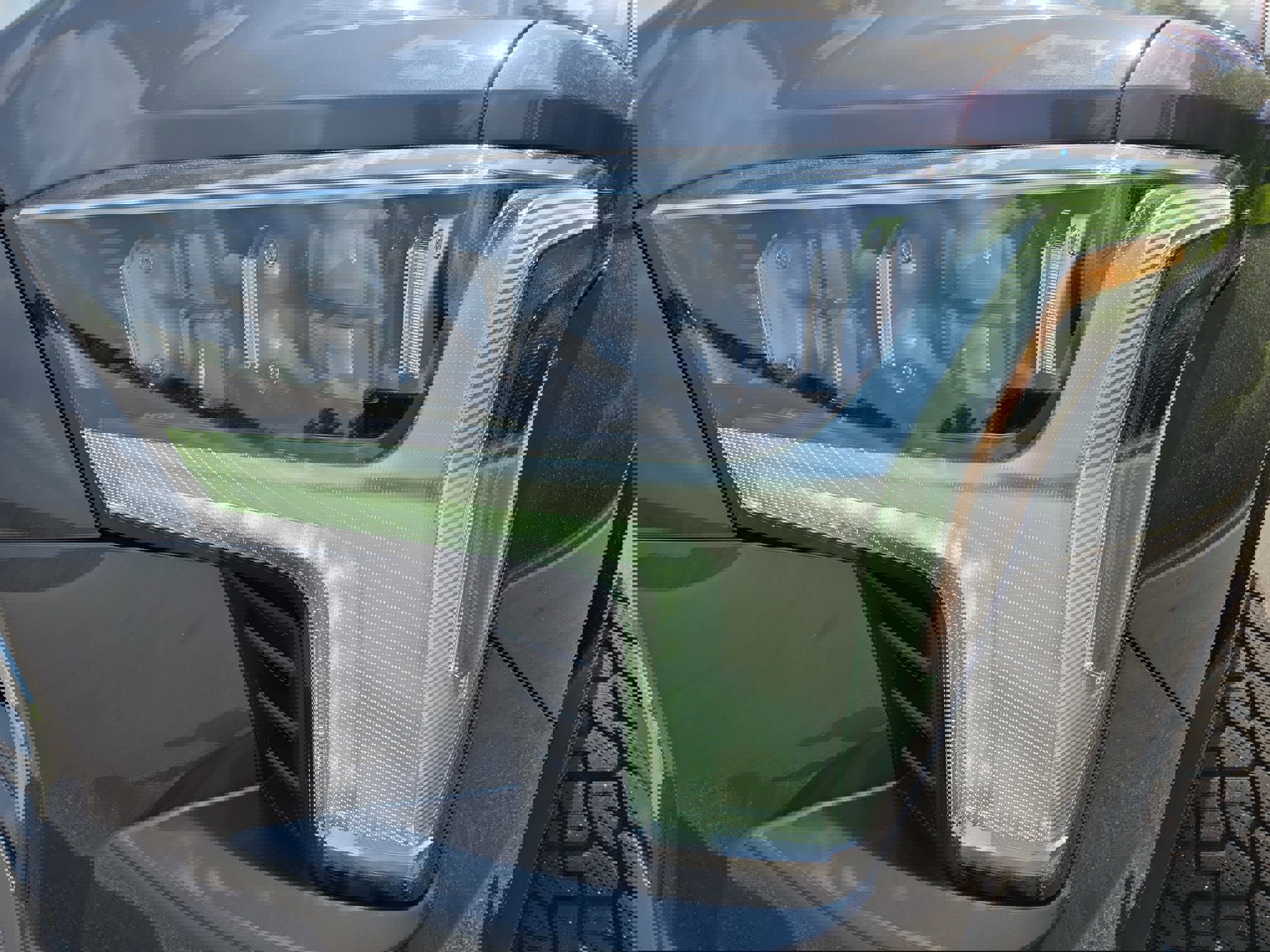 Used 2026 Toyota Sequoia Platinum AWD/4WD image 33